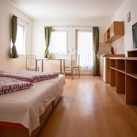 Bonita Apartman Ház Apartman *