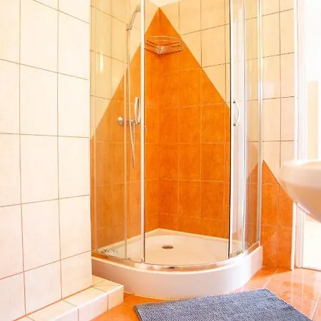Bonita Apartman Ház Apartman *